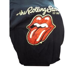 2014 The Rolling Stones T-Shirt Size Medium? The Rolling Stones printed label